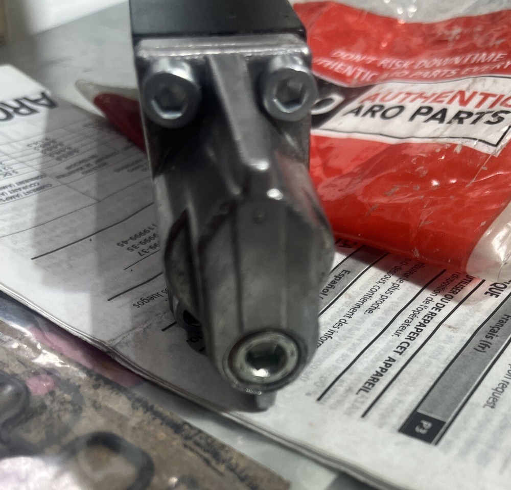 ARO E242PD | Air Control Valve, 2-position, 4-way, bottom ported, double pilot