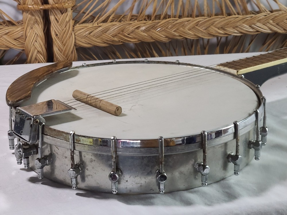 Vintage Kingston 4-String Banjo