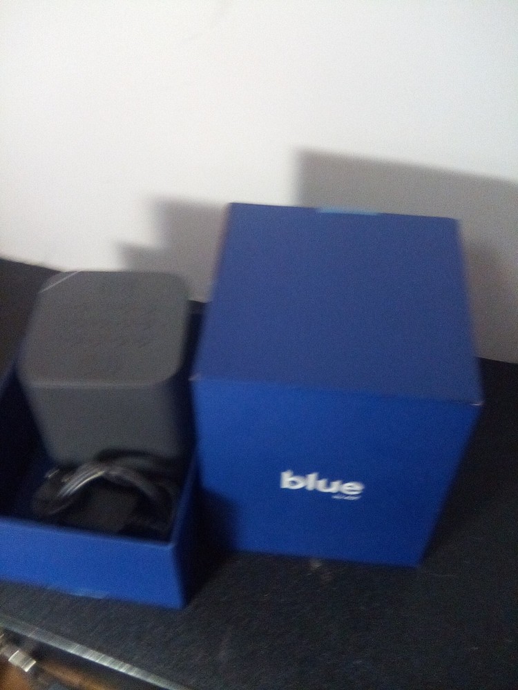 ADT BLUE SMART HOME HUB IN HOME SECURITY CONTROLLER