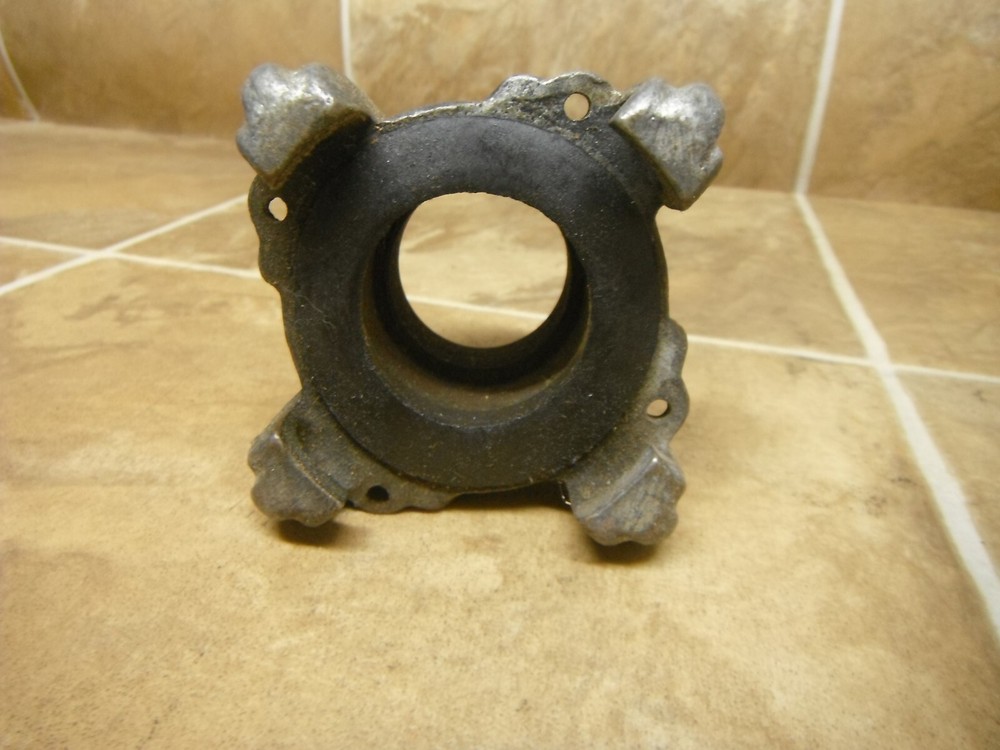 Threaded Tank Coupling (Standard) 1-1/4" FNPT Sandblast Cast Iron - Used