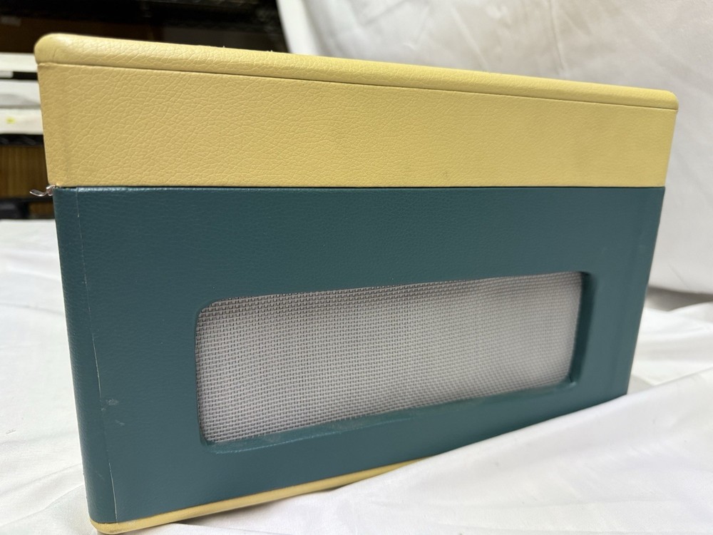 Pyle Bluetooth Vintage Classic Style Turntable Speaker System Record Player