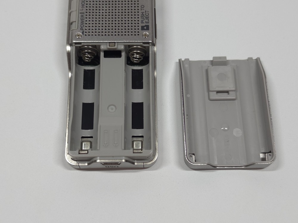 Olympus Digital Voice Recorder DM-420 Silver Tested