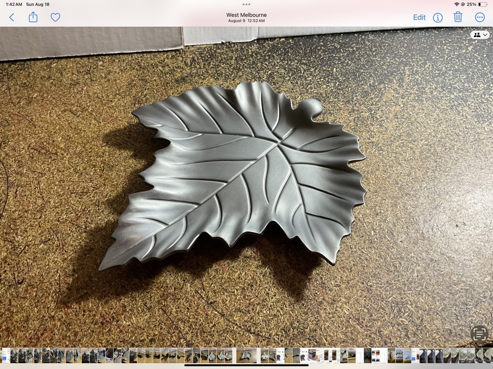 Metal Leaf Trinket