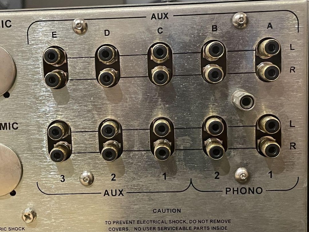 Urei model 1620 music mixer Silver panel