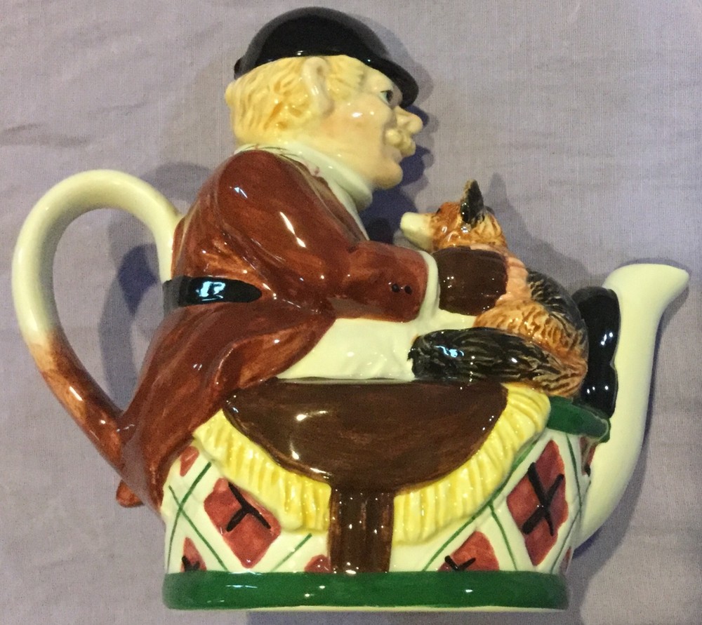 Huntsman Noritake Porcelain Teapot