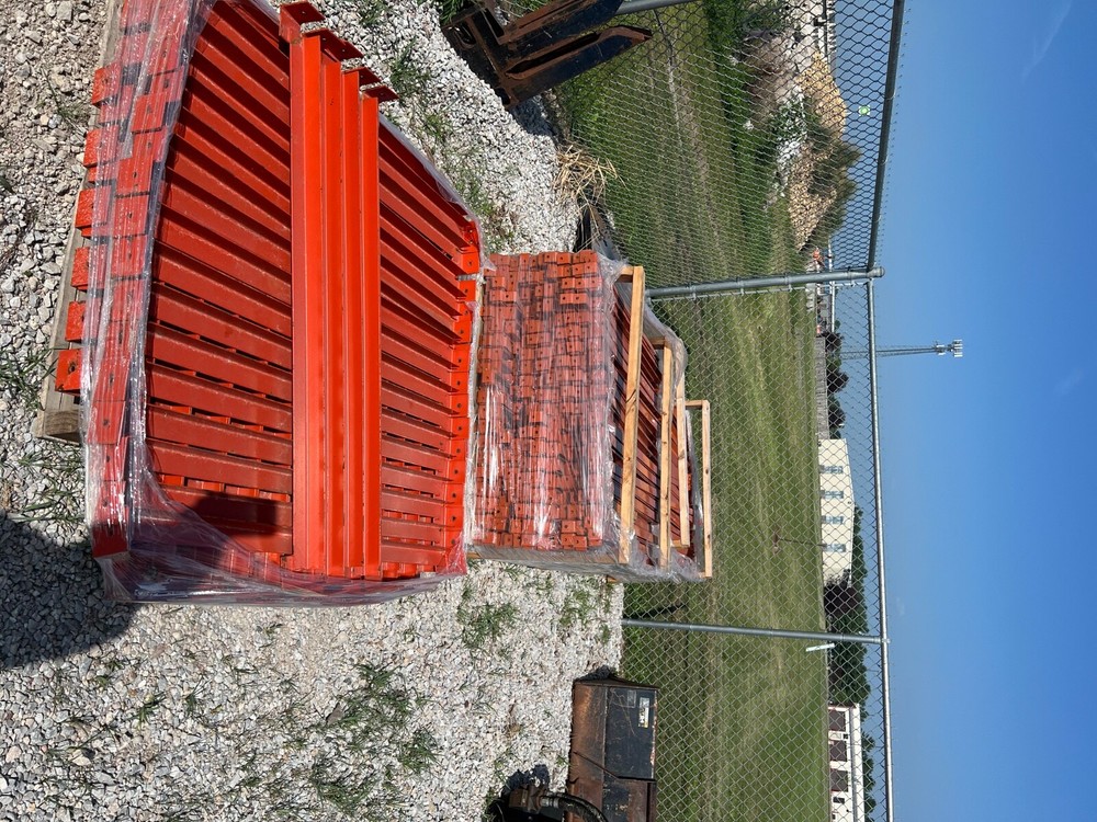 Industrial pallet racking 