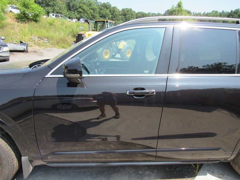 XC90 2018 Glove Box 1066728