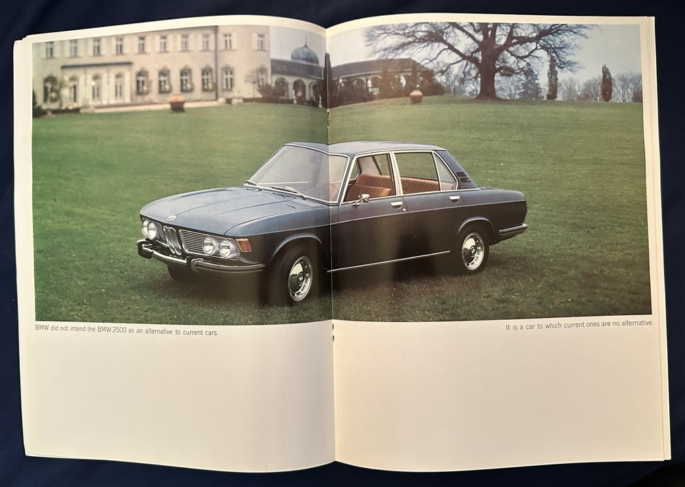 BMW 2500 sales brochure.