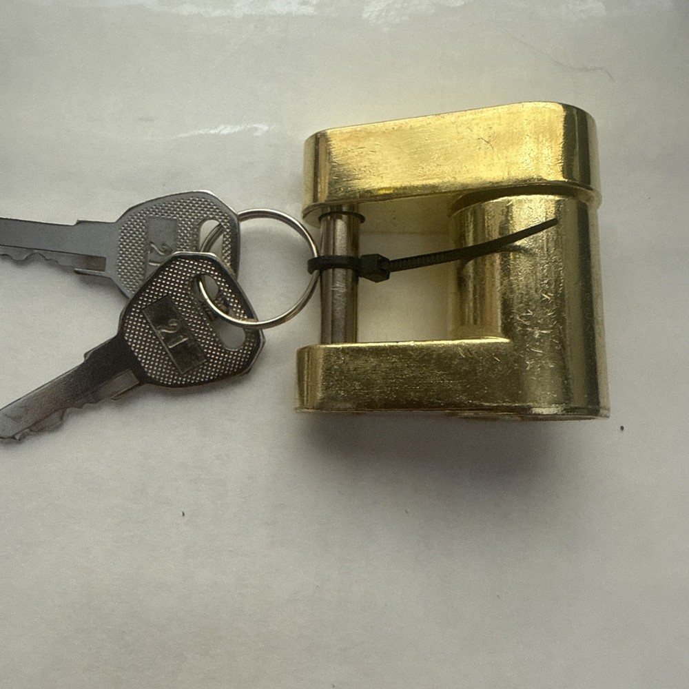 Trailer Coupler Lock With Keys