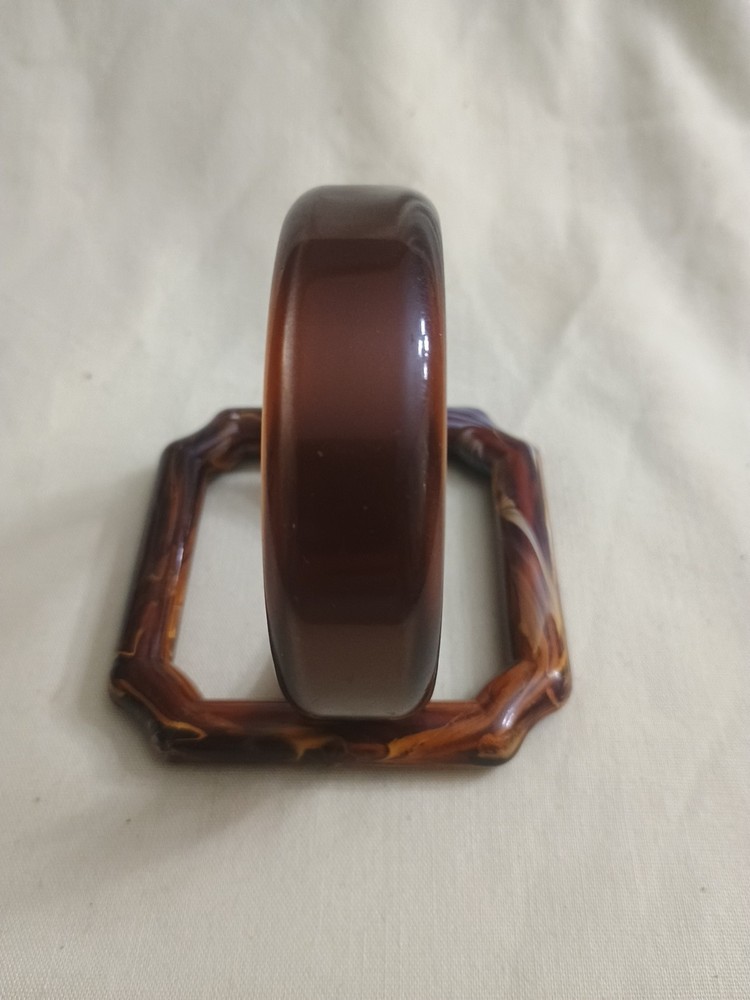 2 Brown Plastic Bangle Bracelets 1 Square/1 Round