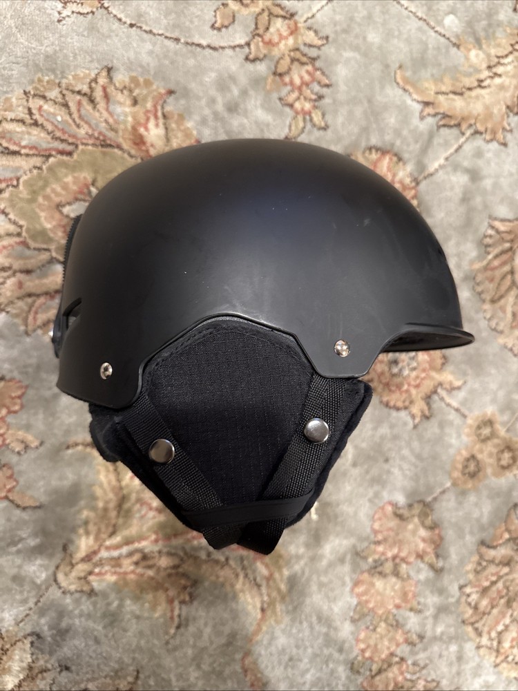 Black Ski Snowboard Helmet Medium