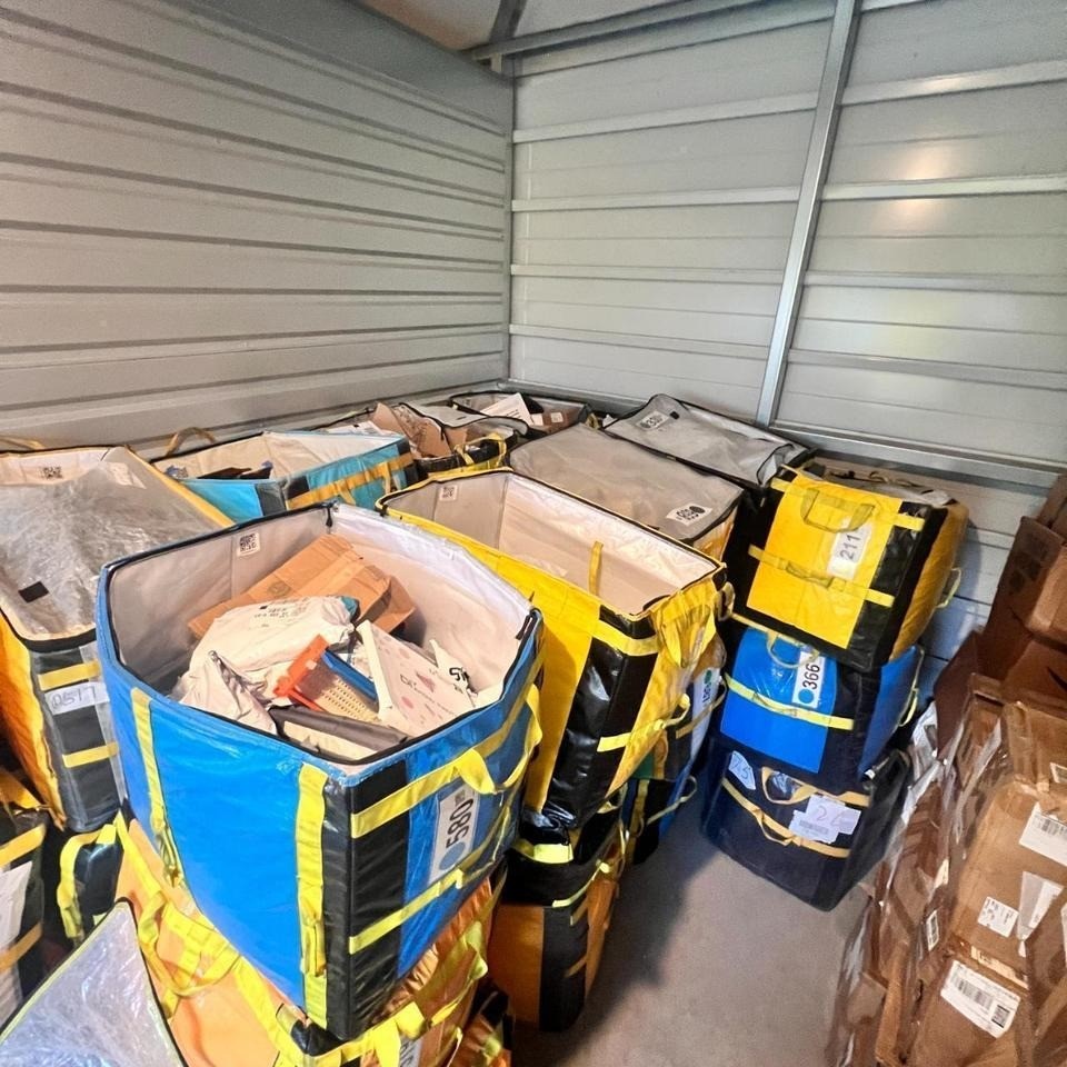 Amazon Liquidation Wholesale Overstock Returns Merchandise 7-10 Mixed