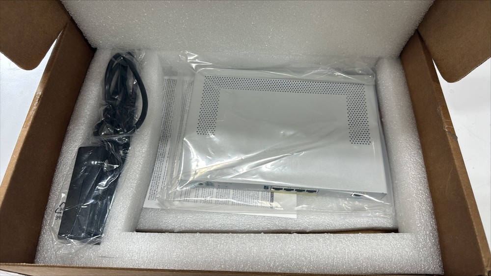 ISR1100-4G new spare missing Cisco box. INCLUDES POWER!