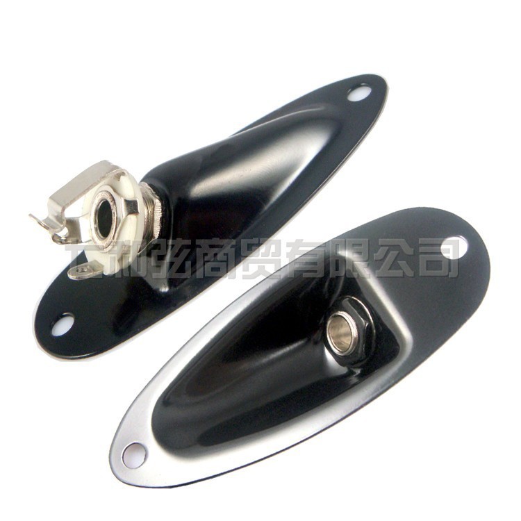 Oval shape input jack for guitar and bass