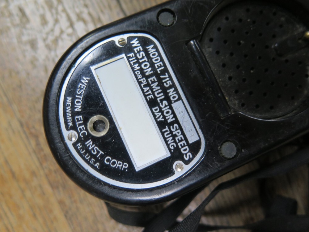Weston Master Universal Exposure Light Meter Model 715 Emulsion Speeds Vintage