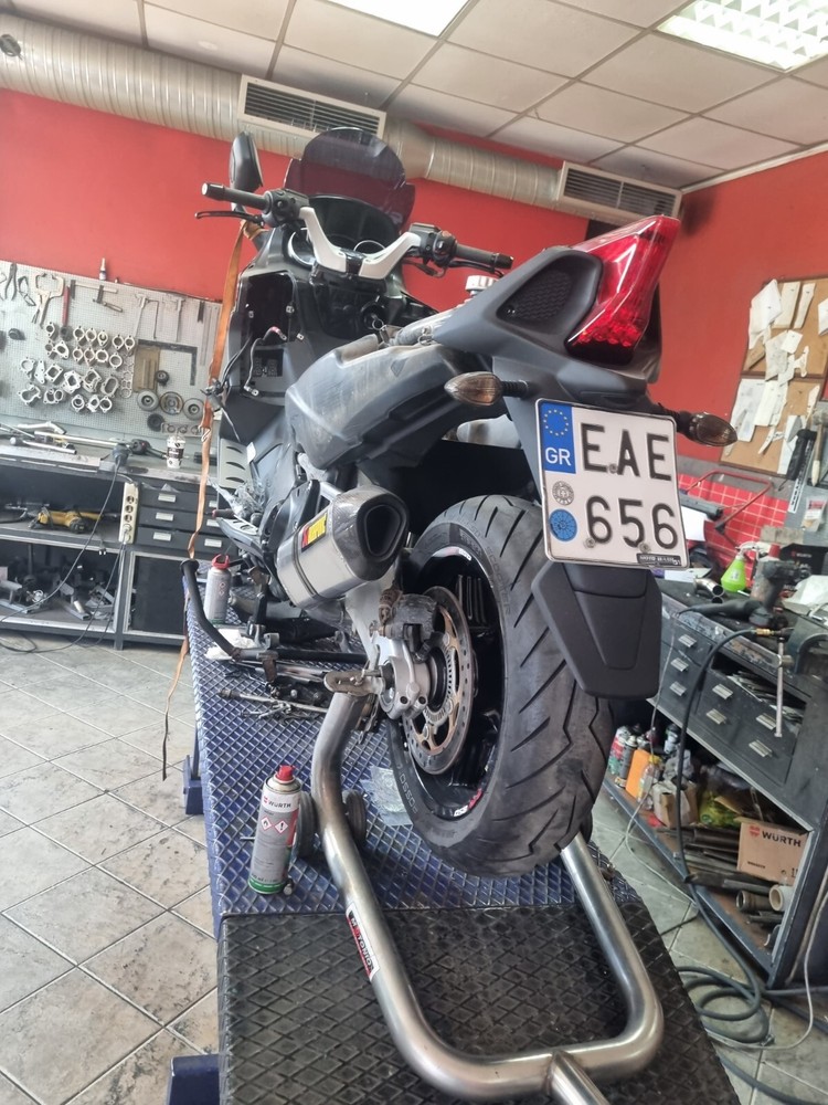 Gilera Gp 800 Exhaust Link Pipe