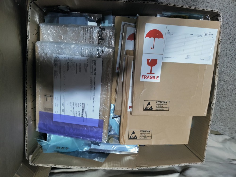 ( 2 pcs ) AD827AQ, AD, IC