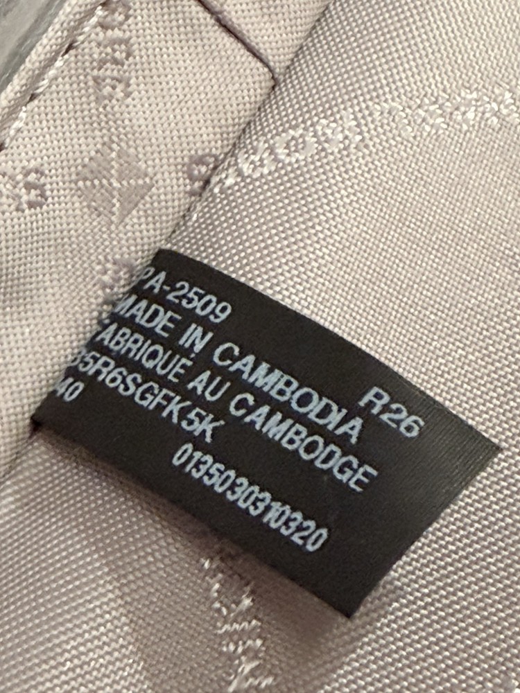 MICHAEL KORS GIFTABLES TROLLEY KEY FOB SILVER