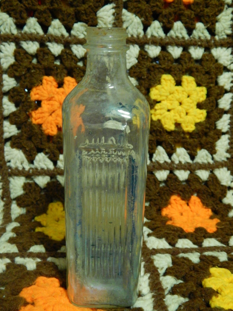Vintage 'Old Witch' Embossed 2 Sides Indented/Ribbed 7.5'' Bottle Empty