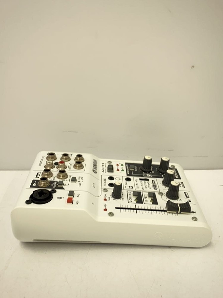 YAMAHA AG03 MIXER Used