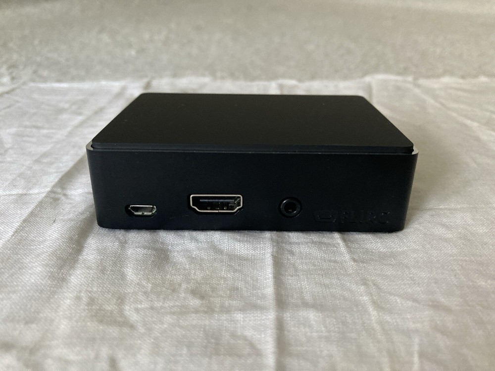 Waaave Pool Black (Power Supply With Switch)