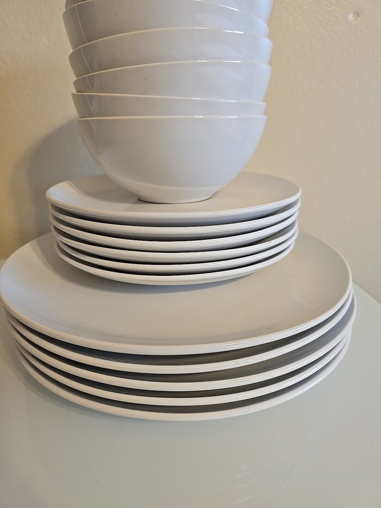 IKEA 17 Piece Dinnerware Set