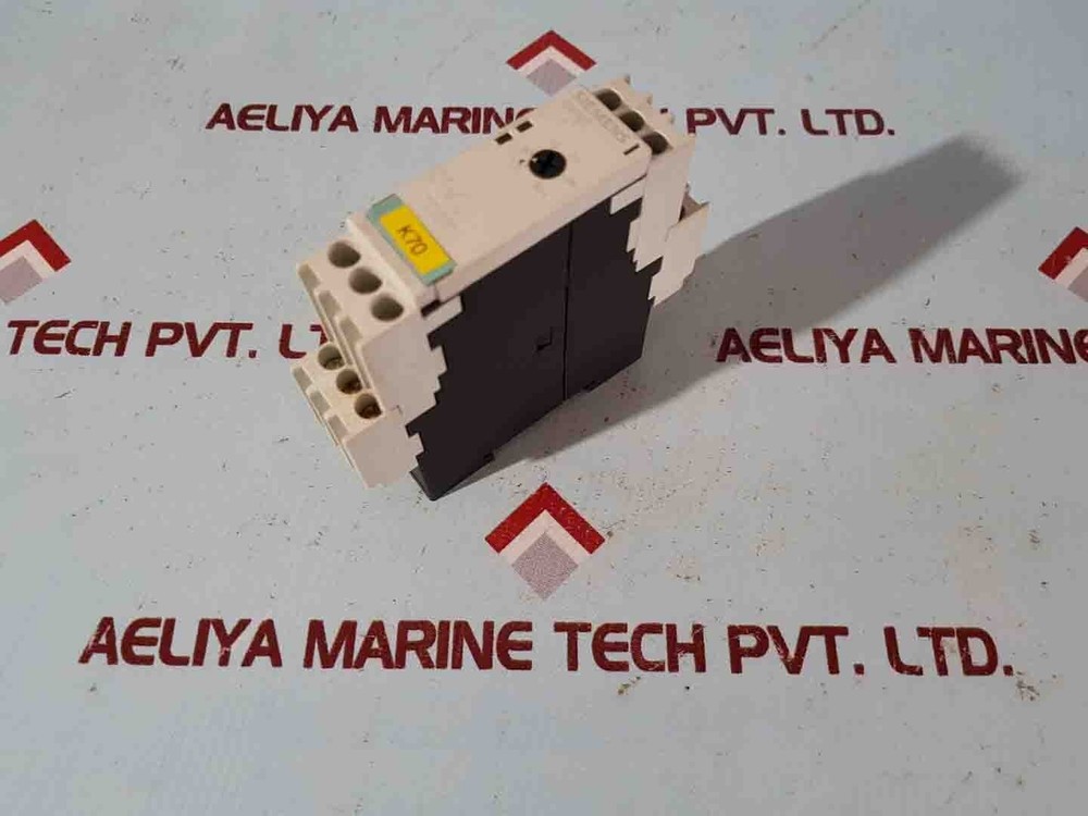 Siemens 3RP1532-1AP30 Time Relay Off Delay