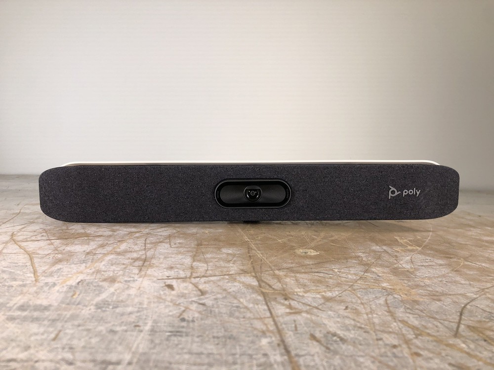 POLY STUDIO X30 ALL-IN-ONE VIDEO BAR