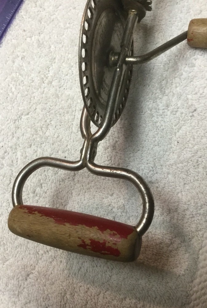 Vintage Edlund Co Egg Beater -Stainless Beaters