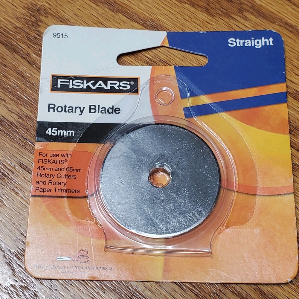 Fiskars 45mm Rotary Cutter Replacement Blade NEW FREE SHIP