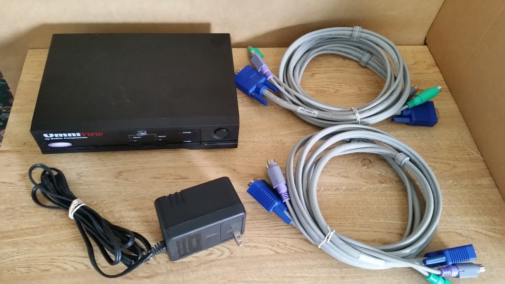 Belkin Omni View 2 Port PS/2 KVM Switch - with Cables