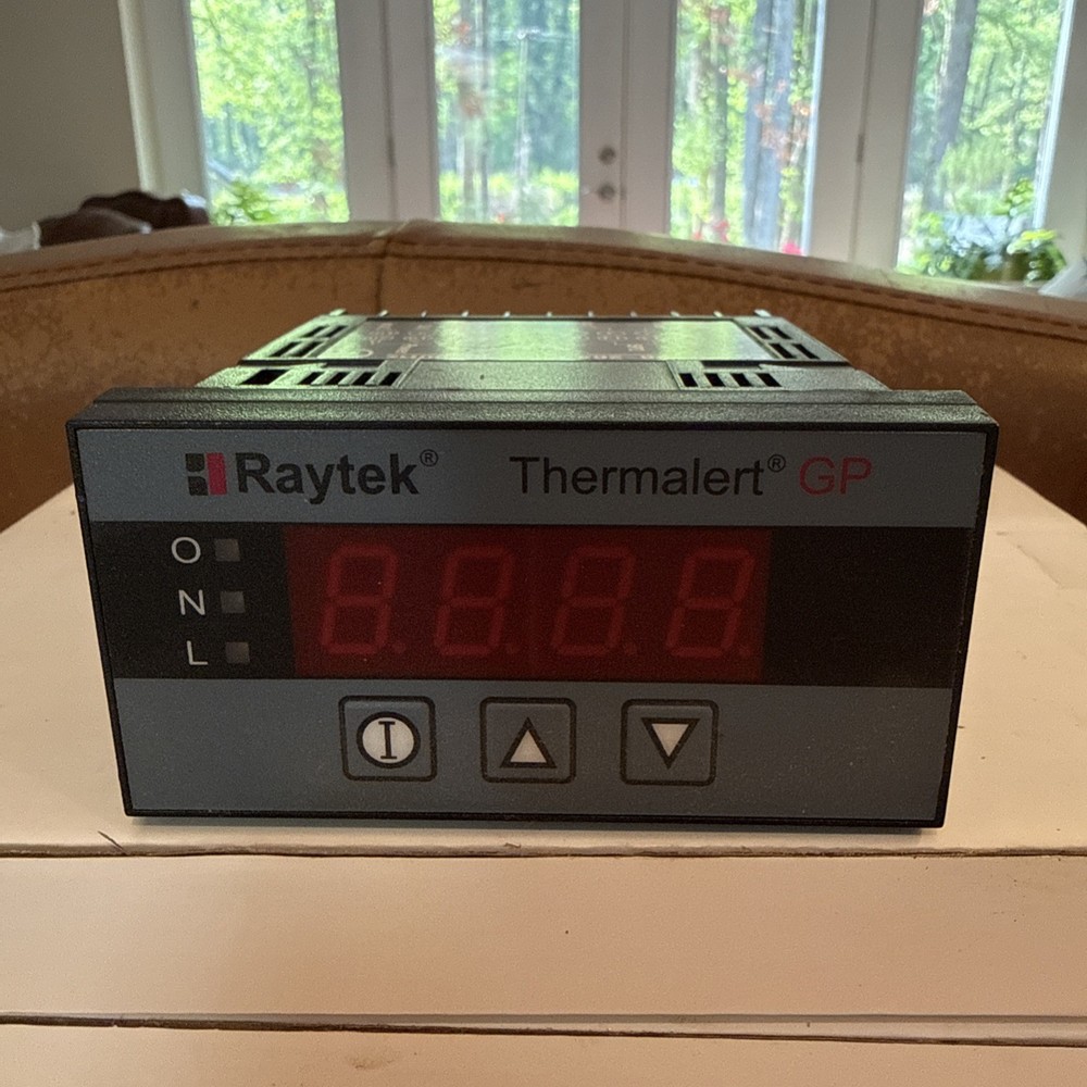 RAYTEK THERMALERT GP PANEL METER POWER: 88-264 VAC, 50-60HZ RAYGPC