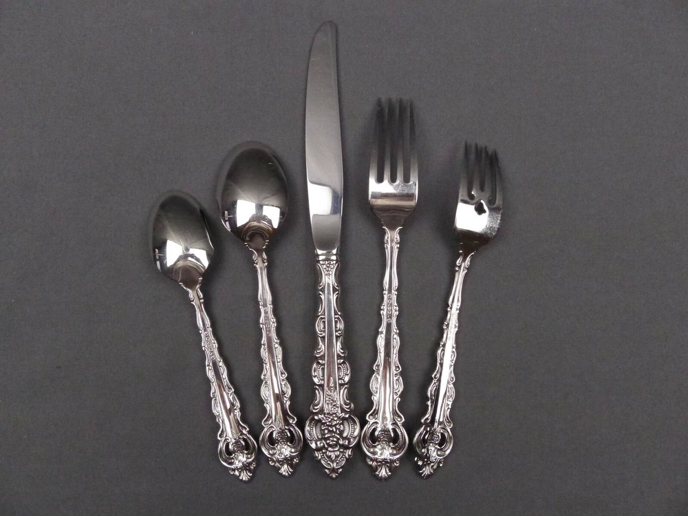 Oneida Da Vinci Cube Mark Stainless 5 Pieces Place Setting