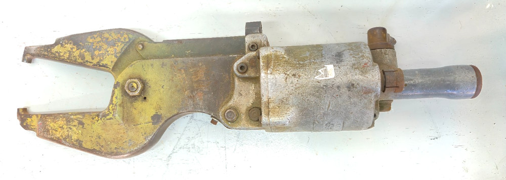 Chicago Pneumatic CP-351 Compression Rivet Squeezer - For Parts