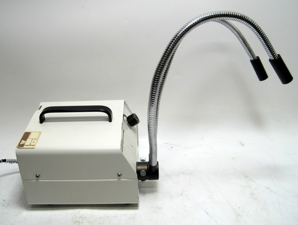 Amscope HL 150 AY Cold Light Source Of Halogens