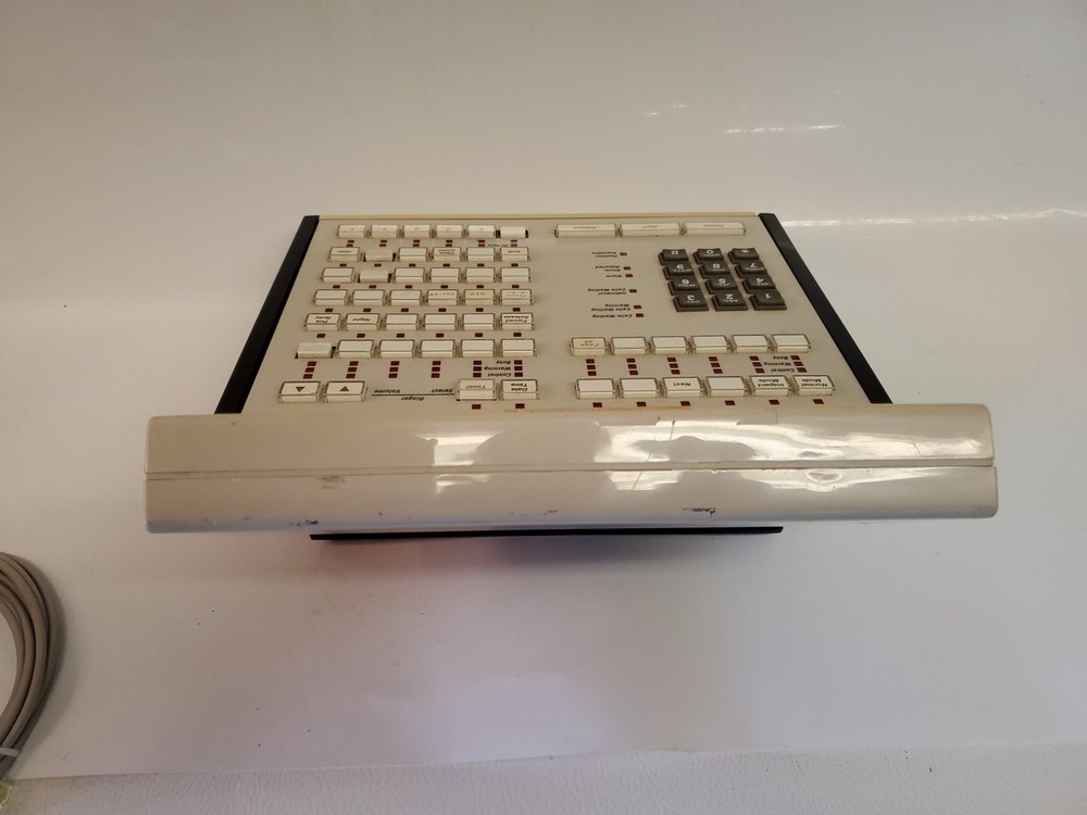 LUCENT AT&T DCP Attendant Console Model 302A