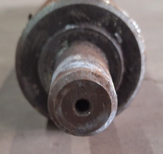 CONVEYOR BELT ROLLER PULLEY DISTANCE BETWEEN FRAME 24"