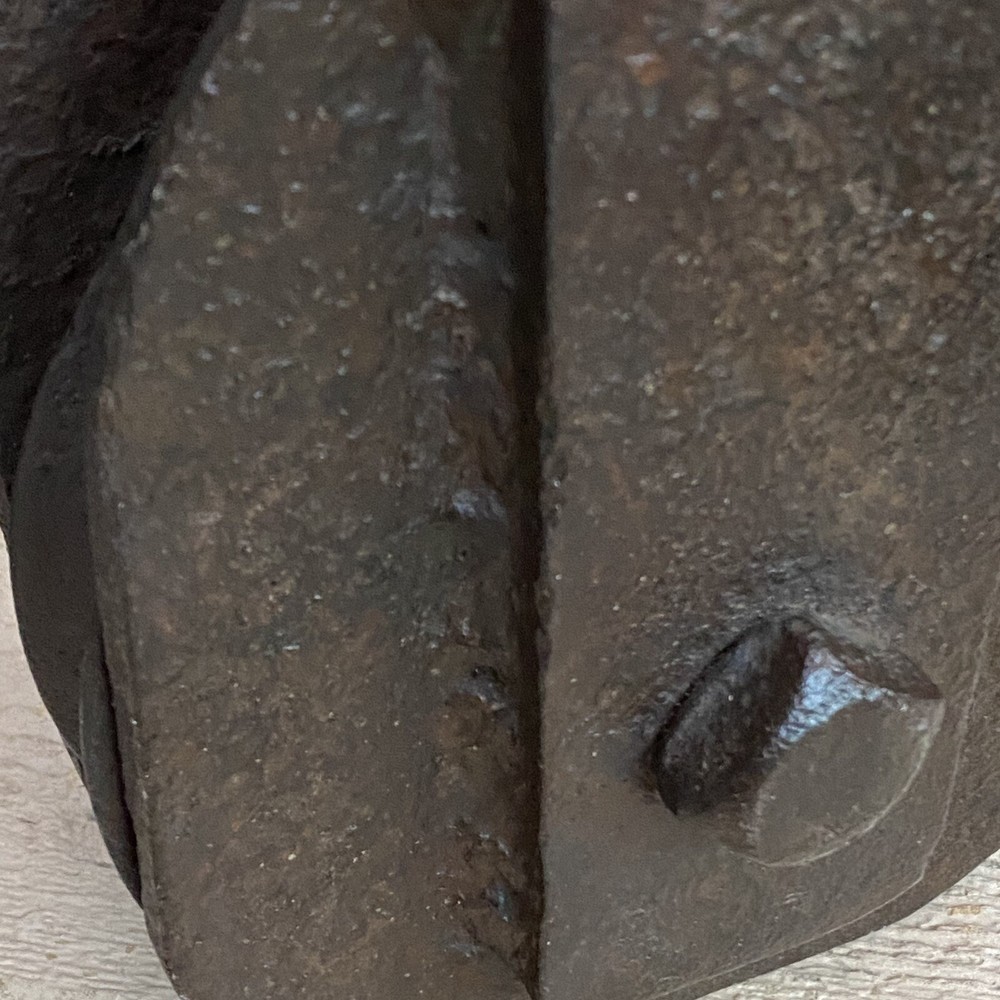 shipwreck iron pulley