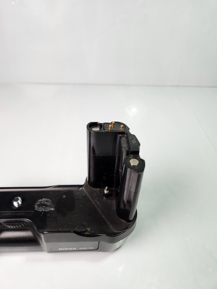 Nikon MB-10 Battery Grip MB-10