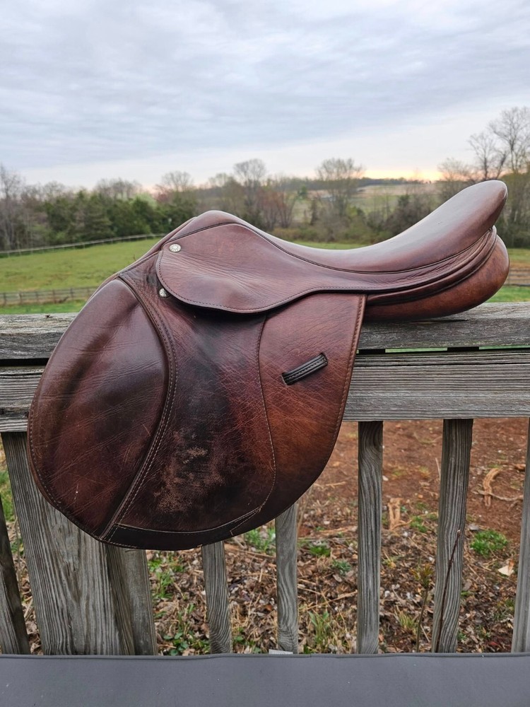 17.5 Collegiate Close Contact Saddle Medium Tree