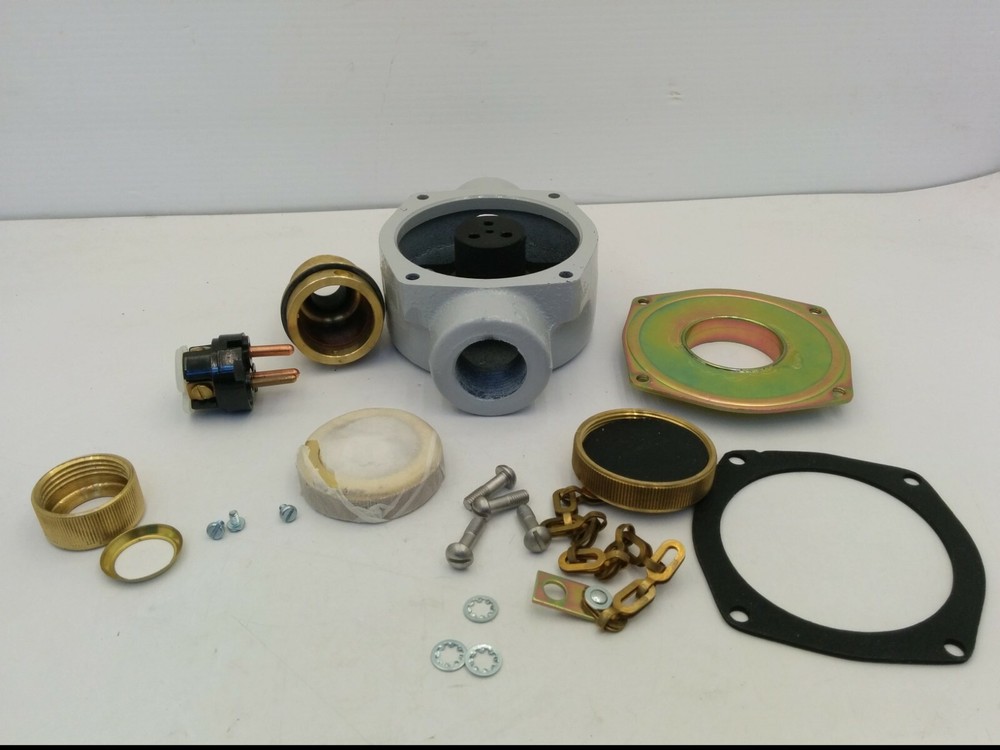 INSTRUMENT RECEPTACLE BOX AND PLUG, NIB
