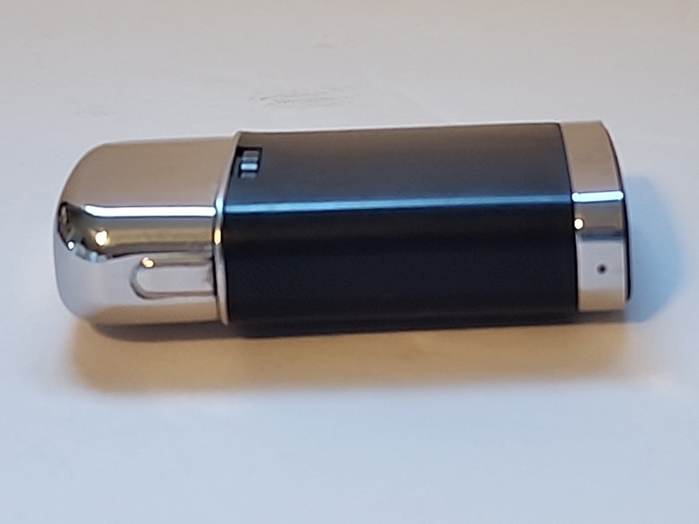 Vintage Ronson Lighter Black Silver Cigarette Lighter