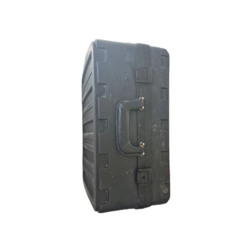 JENSEN TOOLS CASE 18"X15"X9" one latch is broken