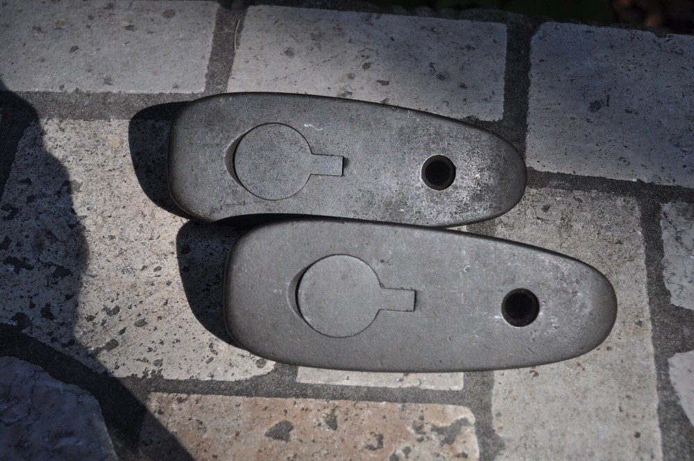 Springfield 1903 butt plate, large hatch, numbered