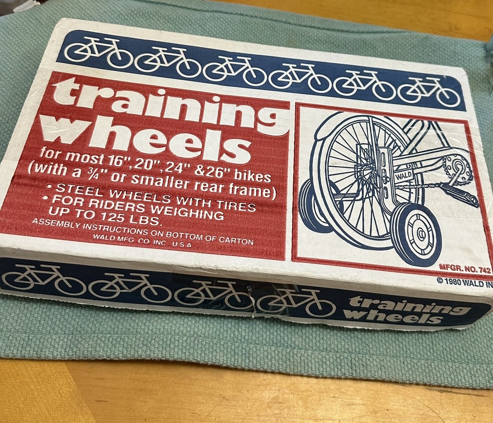 Wald 742 Training Wheels Kit: 16 - 26"NEW IN BOX