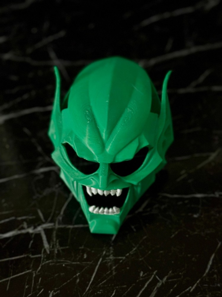 3D-Printed Green Goblin Helmet for Cats