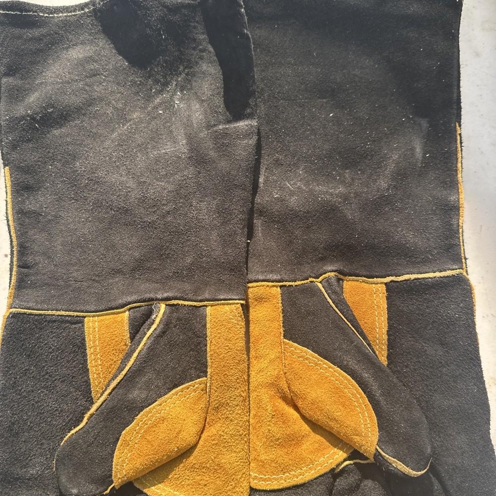 Caiman One Size Welding Gloves Model# 1449