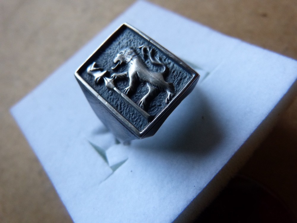 Men's Ring Shield With Badge Silver Burnished 925/1000