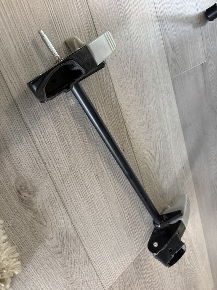 Chicco Bravo Single Stroller Axle Bar For Rear Wheel Replacement