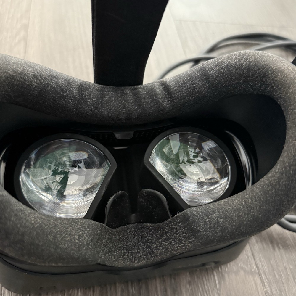 Valve Index VR Virtual Reality HMD Headset Only Complete - Tested